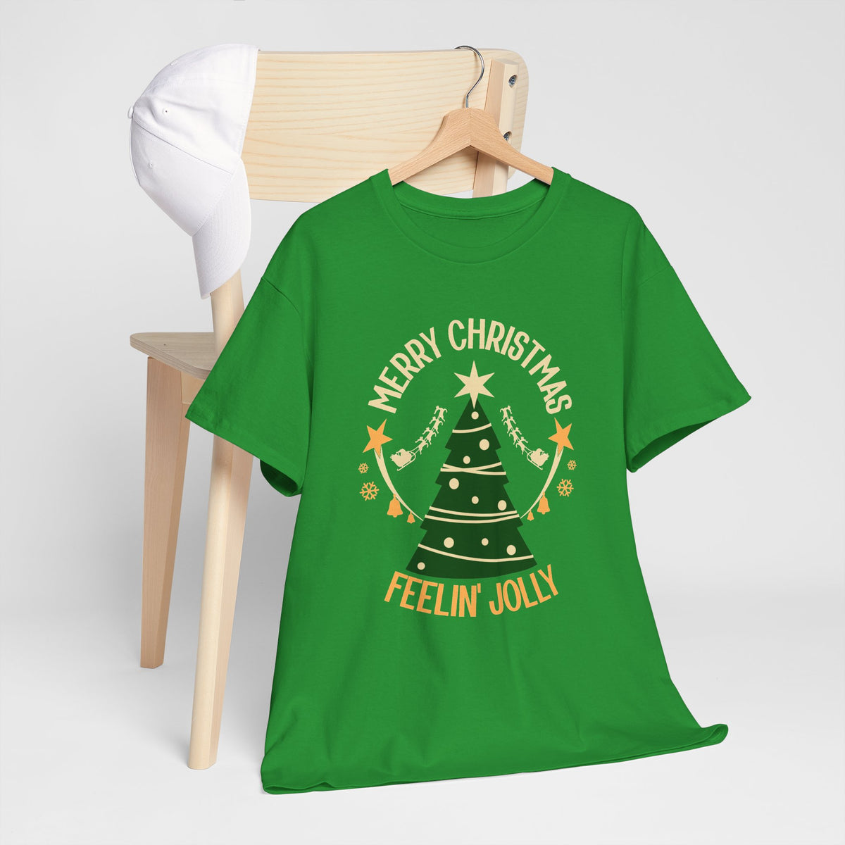 Feelin Jolly Christmas Shirt, Retro Christmas Tree Tee, Merry Christmas Graphic T-Shirt, Vintage Holiday Gift