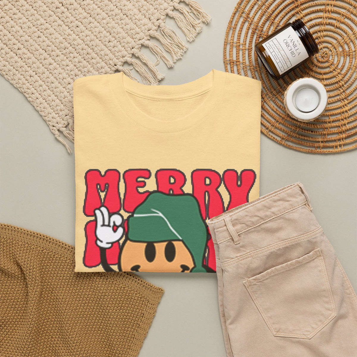Groovy Christmas Shirt, Retro Smiley Face Christmas Tee, Cute Merry Xmas Graphic T-Shirt, Trendy Holiday Gift