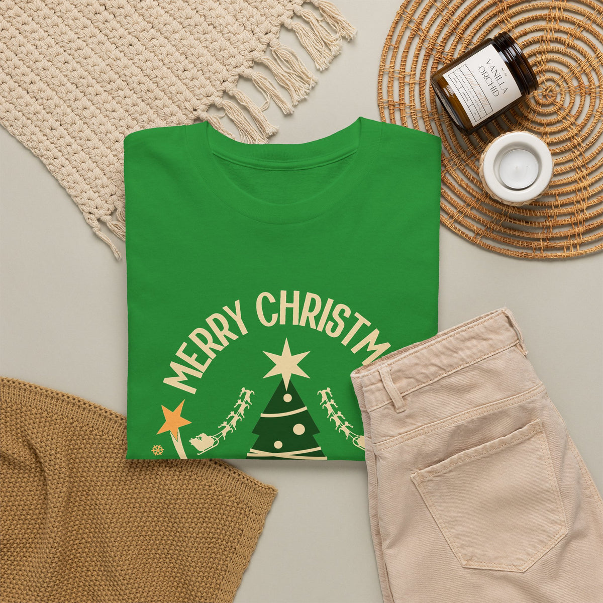 Feelin Jolly Christmas Shirt, Retro Christmas Tree Tee, Merry Christmas Graphic T-Shirt, Vintage Holiday Gift