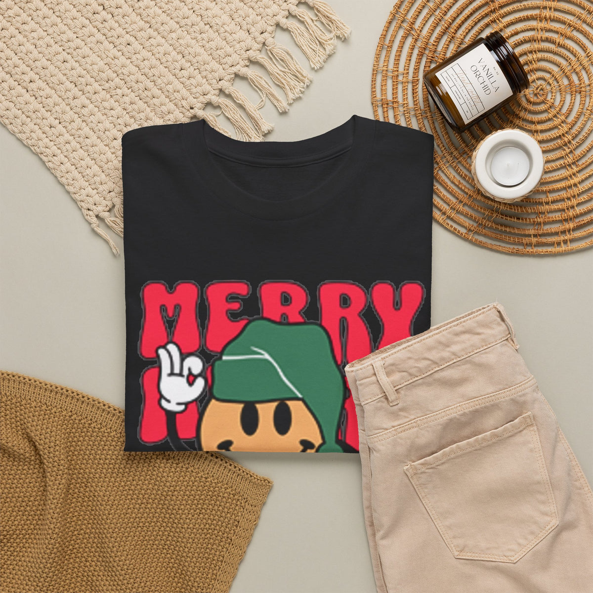 Groovy Christmas Shirt, Retro Smiley Face Christmas Tee, Cute Merry Xmas Graphic T-Shirt, Trendy Holiday Gift