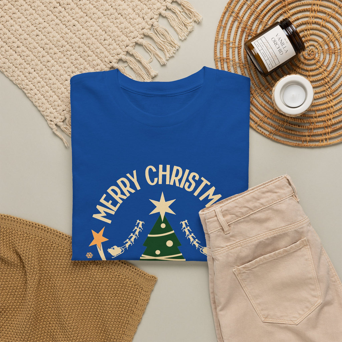 Feelin Jolly Christmas Shirt, Retro Christmas Tree Tee, Merry Christmas Graphic T-Shirt, Vintage Holiday Gift