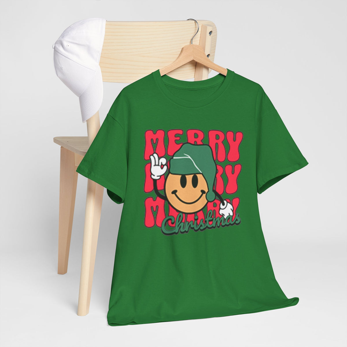 Groovy Christmas Shirt, Retro Smiley Face Christmas Tee, Cute Merry Xmas Graphic T-Shirt, Trendy Holiday Gift