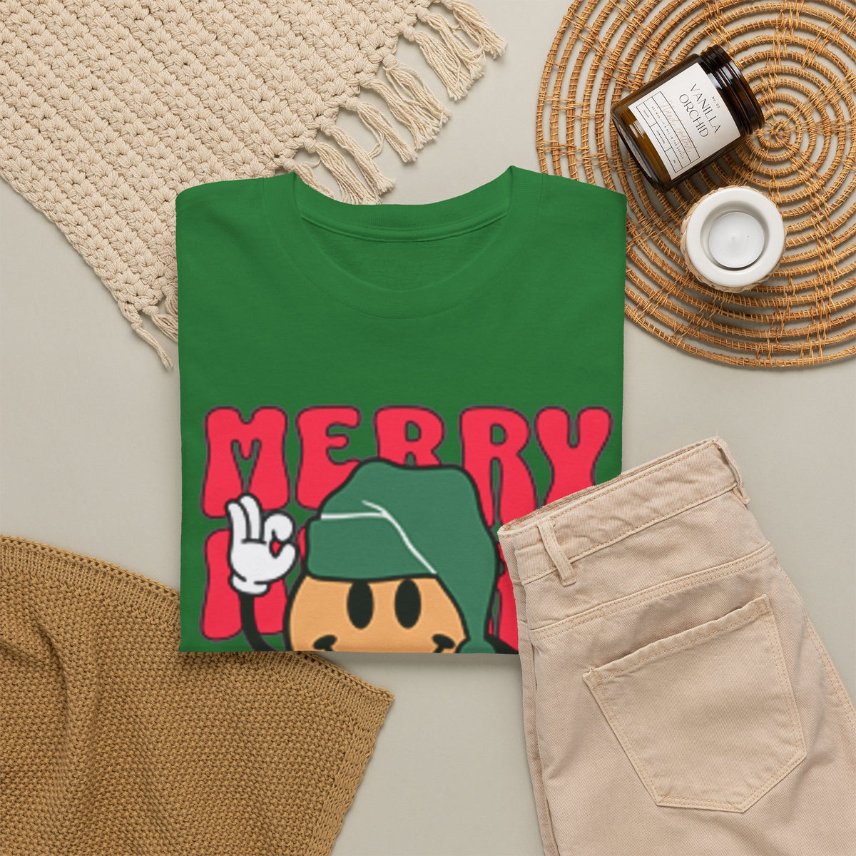 Groovy Christmas Shirt, Retro Smiley Face Christmas Tee, Cute Merry Xmas Graphic T-Shirt, Trendy Holiday Gift