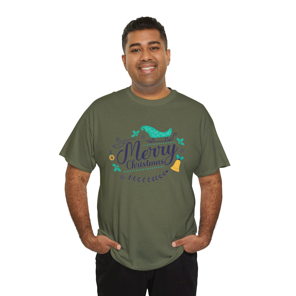 Merry Christmas Shirt, Elegant Holiday Graphic Tee, Festive Christmas Typography T-Shirt, Cute Winter Holiday Gift