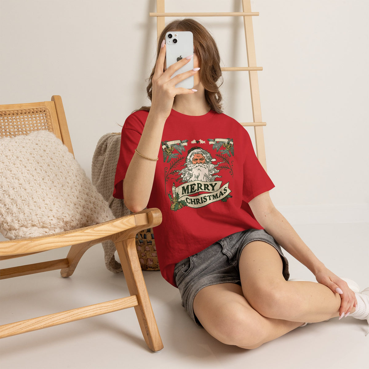 Vintage Santa Christmas Shirt, Retro Merry Christmas Tee, Old Fashioned Santa Graphic T-Shirt, Nostalgic Holiday Gift