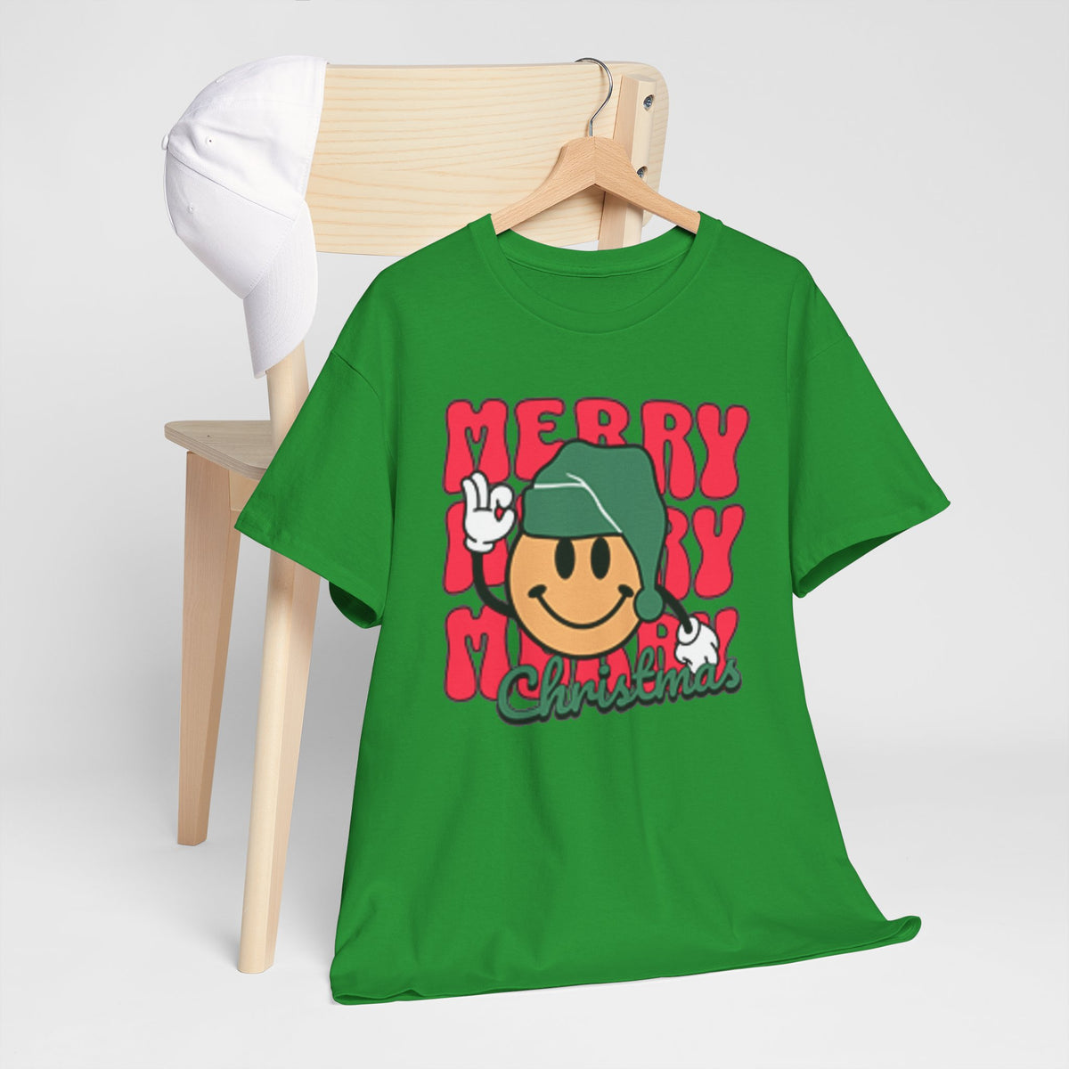 Groovy Christmas Shirt, Retro Smiley Face Christmas Tee, Cute Merry Xmas Graphic T-Shirt, Trendy Holiday Gift