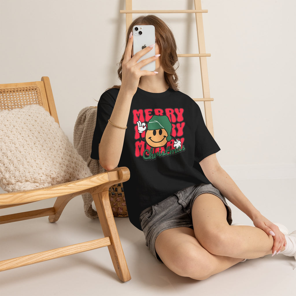 Groovy Christmas Shirt, Retro Smiley Face Christmas Tee, Cute Merry Xmas Graphic T-Shirt, Trendy Holiday Gift