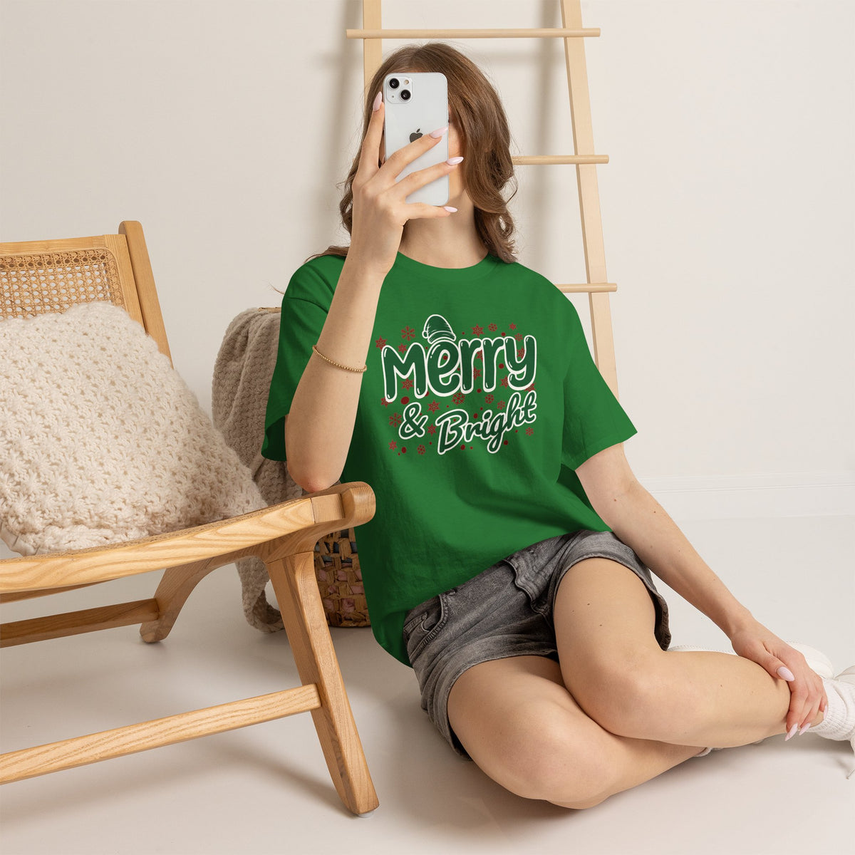Merry and Bright Christmas Shirt, Retro Holiday Graphic Tee, Vintage Christmas T-Shirt, Festive Xmas Gift