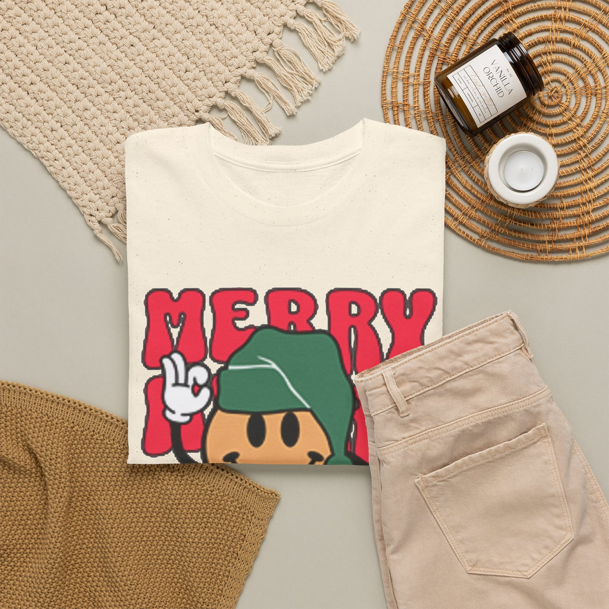 Groovy Christmas Shirt, Retro Smiley Face Christmas Tee, Cute Merry Xmas Graphic T-Shirt, Trendy Holiday Gift